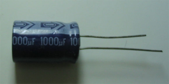 전해 콘덴서의 표시